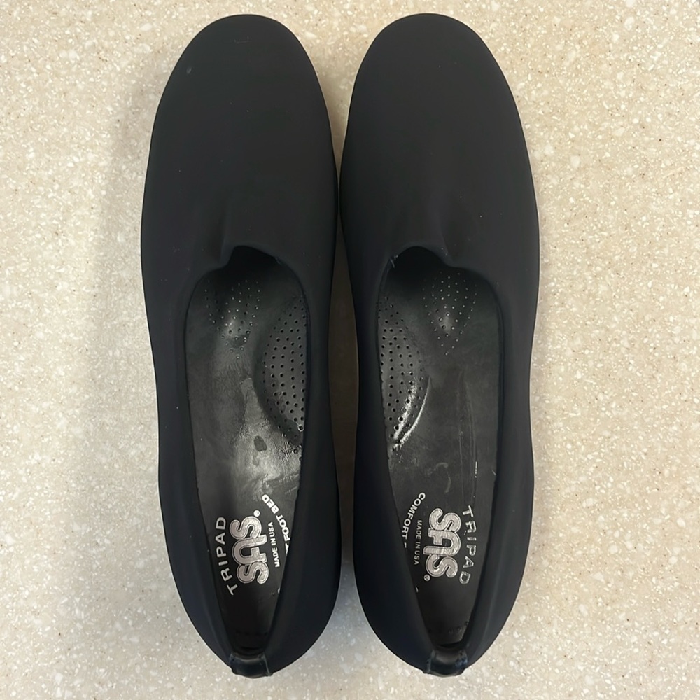 NWOT SAS Bliss Slip On Wedge. Size 10.5N. Black.